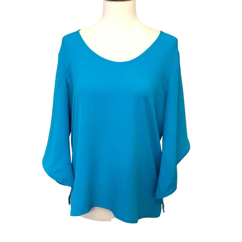 Diane von Furstenberg Blue Silk Blouse Size 8 Flowy Sleeves